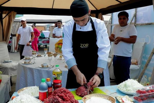 Tashkent hosts Cultural Traditions and National Dishes Festival
