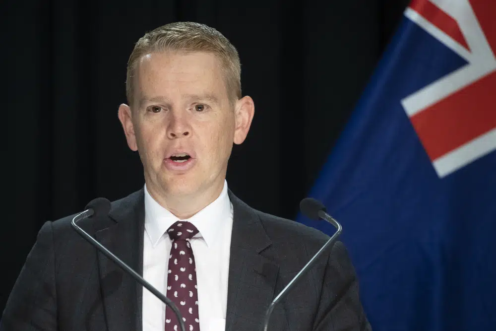 New Zealand PM says he favors nation becoming a republic