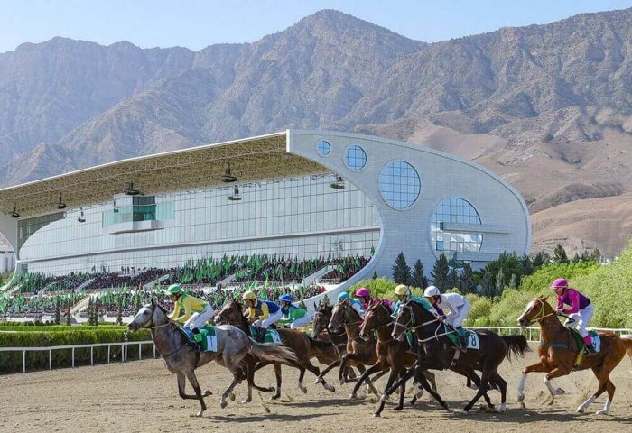President of Turkmenistan attends festive celebrations of National Horse Day