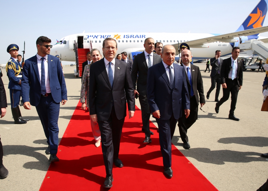 Israeli President Isaac Herzog arrives in Azerbaijan