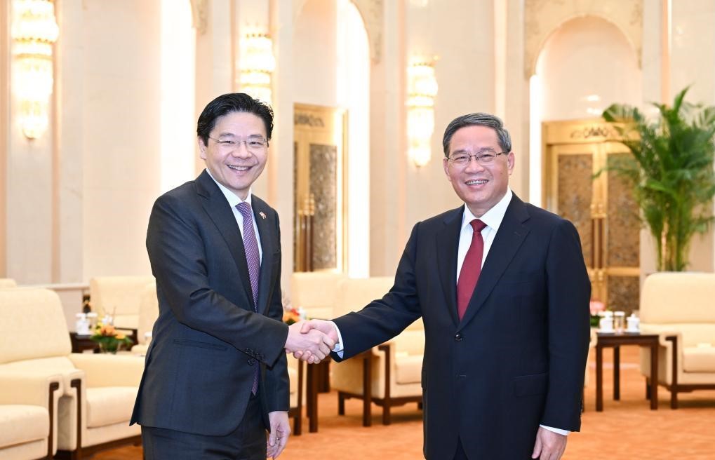 China ready to share development opportunities with Singapore: Premier Li Qiang
