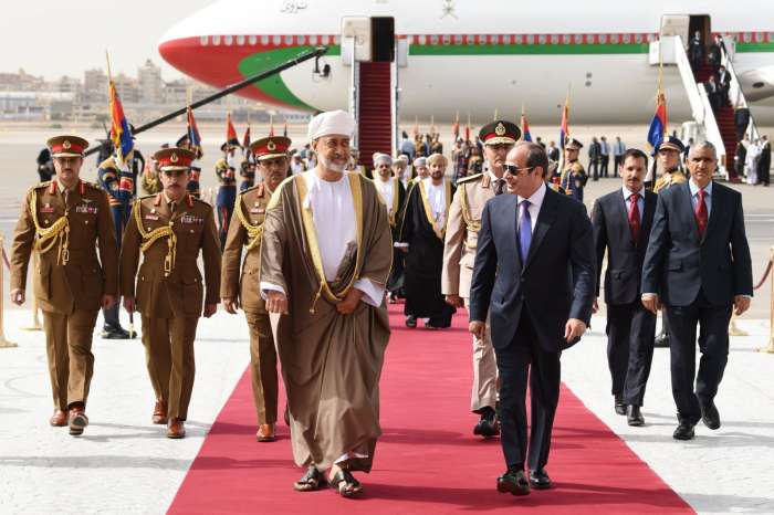 Sultan of Oman arrives in Egypt