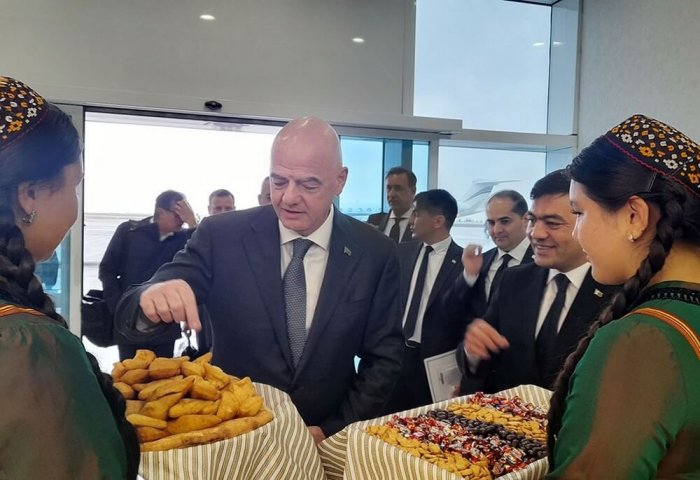 President of FIFA arrives in Turkmenistan