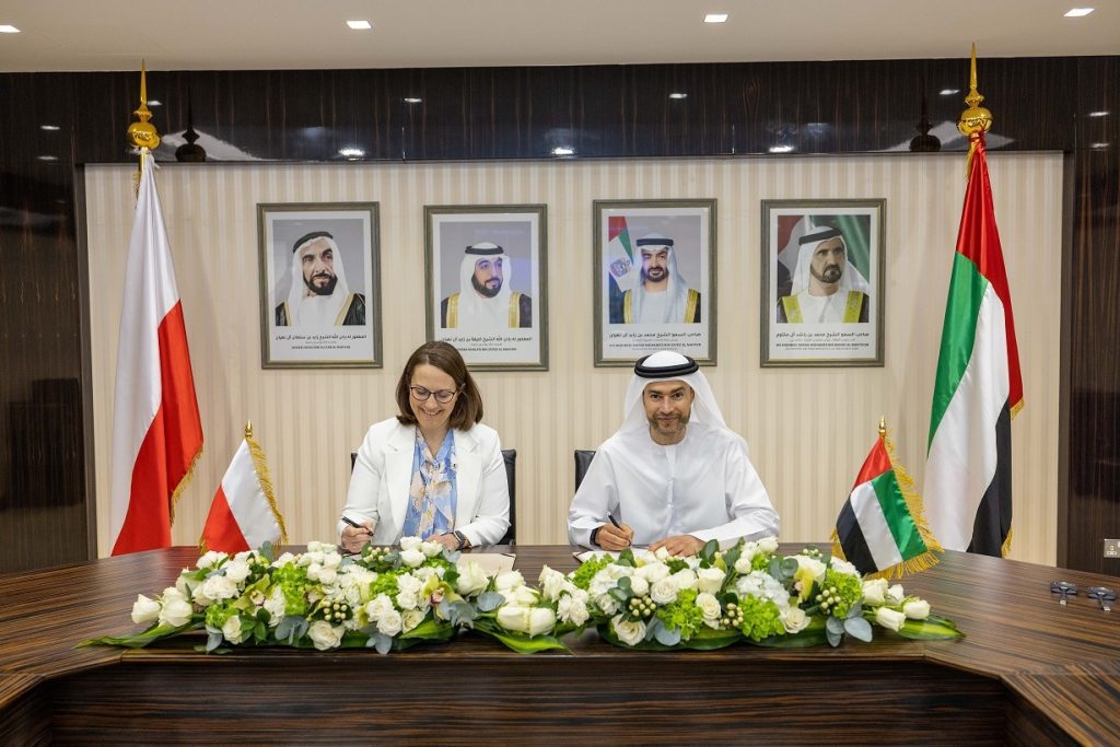 UAE, Poland discuss ways to enhance financial and economic cooperation