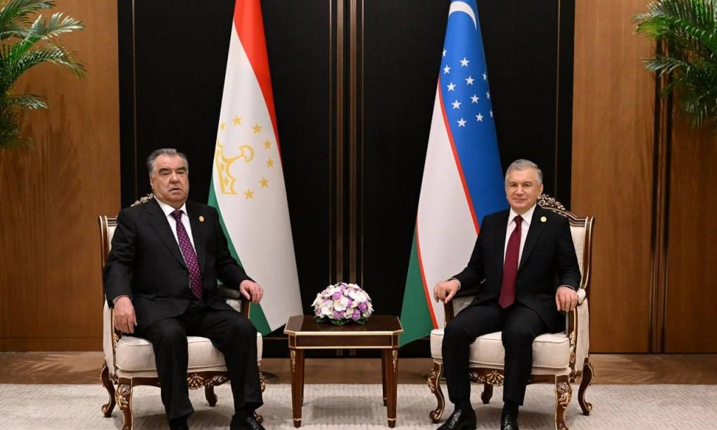 Presidents of Uzbekistan, Tajikistan discuss strategic partnership