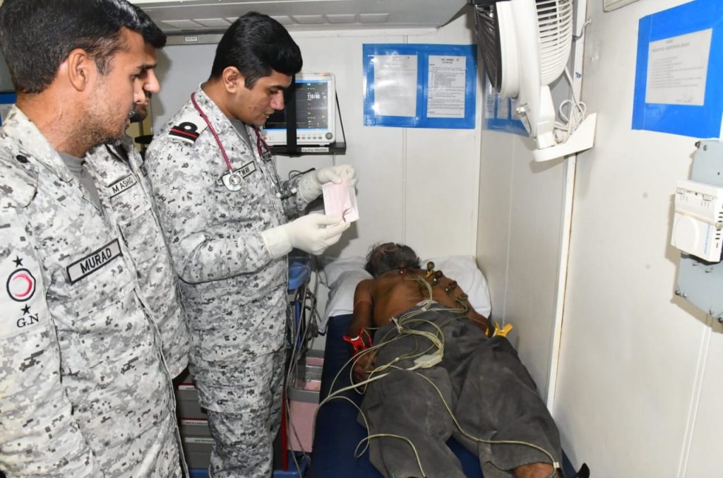 Arabian Sea: Pakistan Navy Ship conducts rescue operation