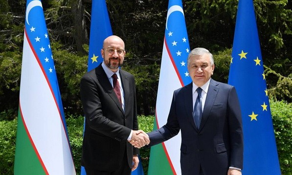 Shavkat Mirziyoyev holds talks with President of European Council