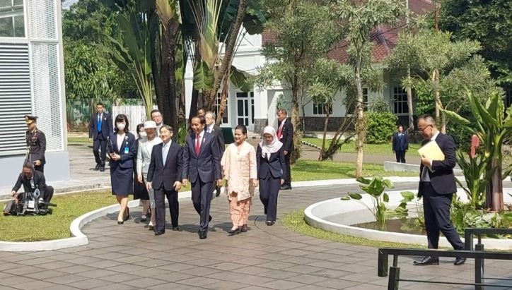 President Jokowi receives Emperor of Japan at Bogor Palace