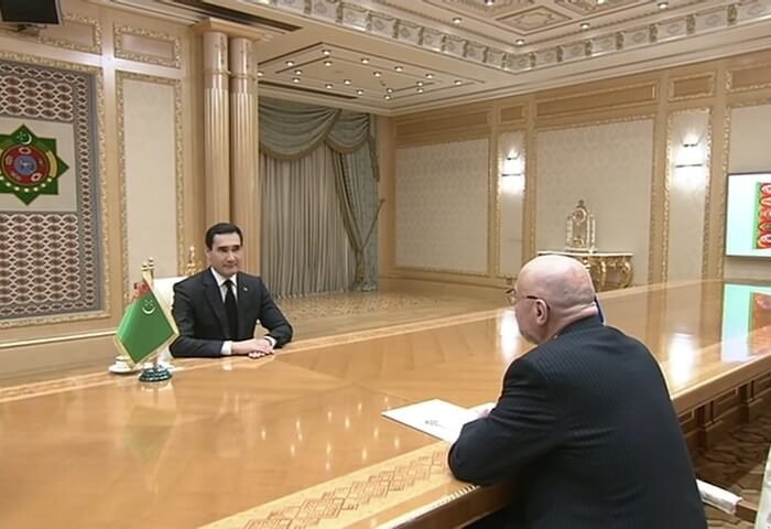 President of Turkmenistan receives newly appointed Ambassador of France