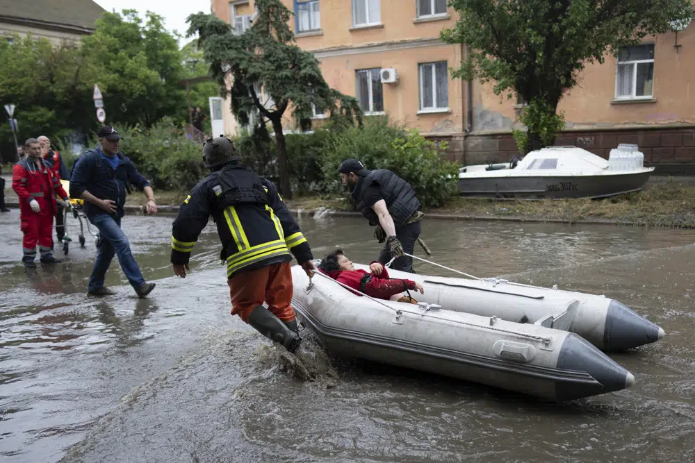 Ukraine recaptures village as Russian forces hold other lines