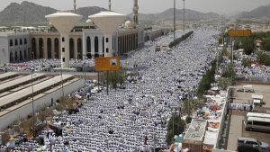 Pilgrims start proceeding to Arafat, marking climax of Hajj