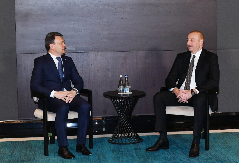 President Ilham Aliyev meets with PM of Moldova in Chișinău