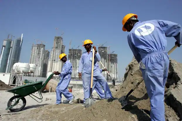 Saudi MHRSD to impose midday outdoor work ban from June 15