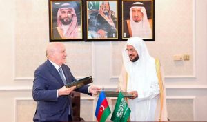 Saudi minister and Azerbaijan's SCWRA sign agreement