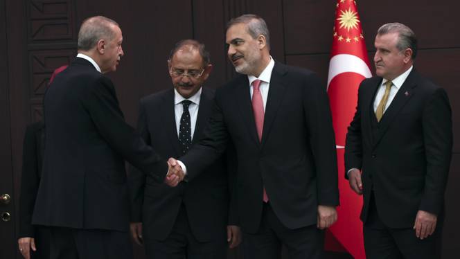 Türkiye's new FM Hakan Fidan assumes office