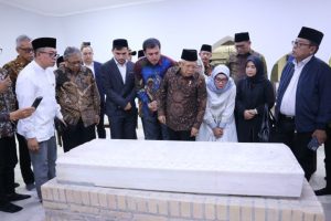 Indonesian VP visits Imam Al-Bukhari, Imam Mansur Al-Maturidi tombs in Samarkand