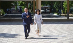 Presidential Candidate Ulugbek Inoyatov casts the vote