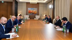 President Ilham Aliyev receives deputy PM of Iraq