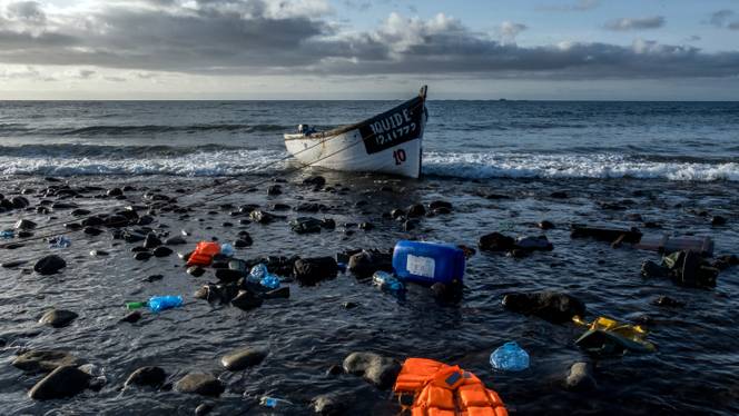 Hundreds of migrants feared missing at sea near Spanish Canary Islands