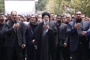 Iranian President attends Tasu'a mourning ceremony in Tehran