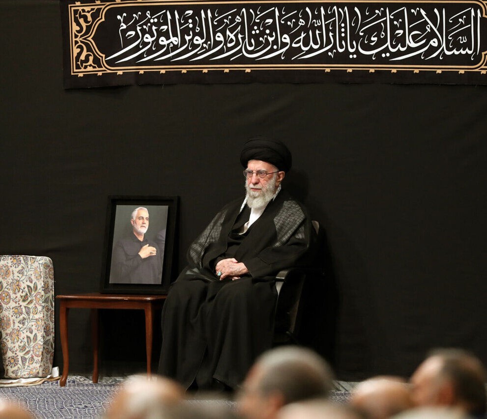 Iranian Supreme Leader attends last night of Muharram mourning ceremony