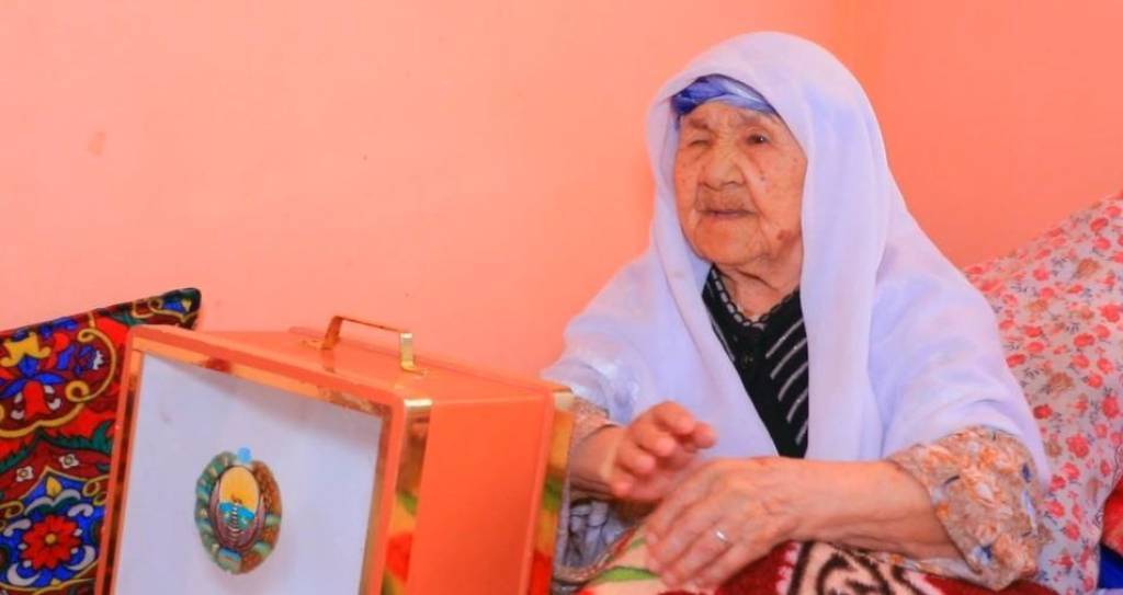 Uzbekistan Presidential Elections: 128-year-old woman Khuvaydo Umarova voted