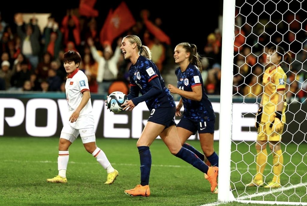 Netherlands beat Vietnam by 7-0