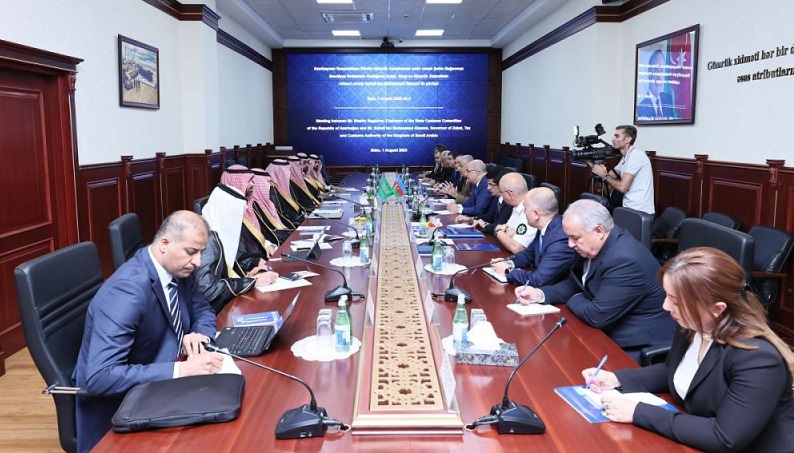 Azerbaijan, Saudi Arabia discuss digital ecosystems, use of AI in customs system