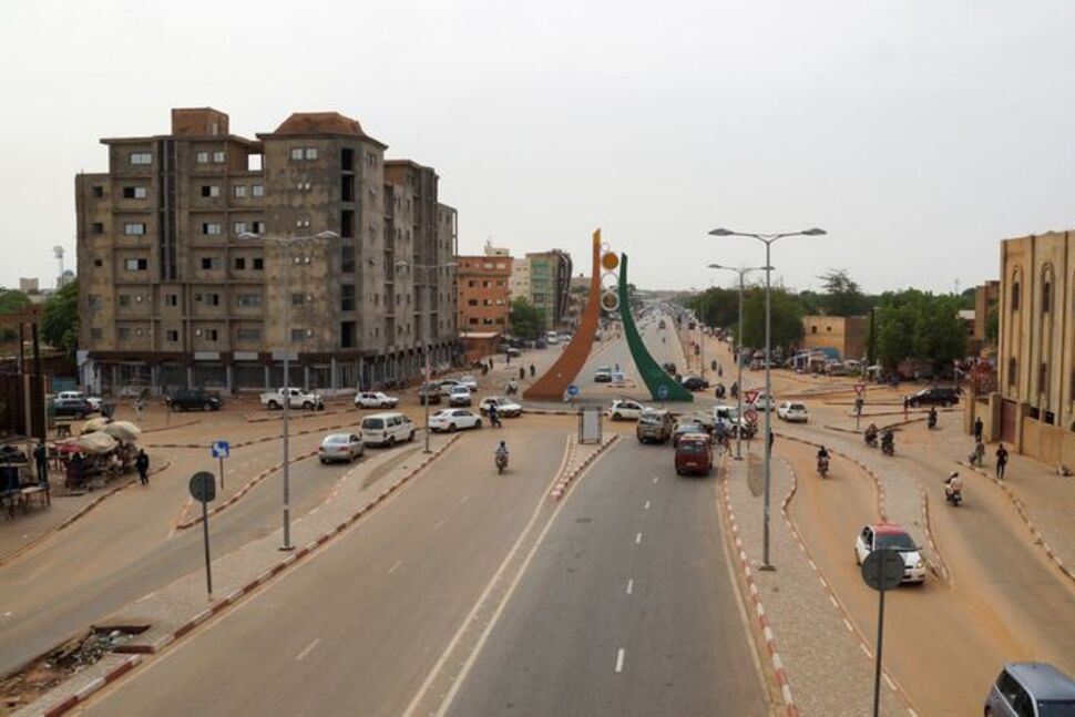 British embassy to reduce number of staff temporarily in Niger