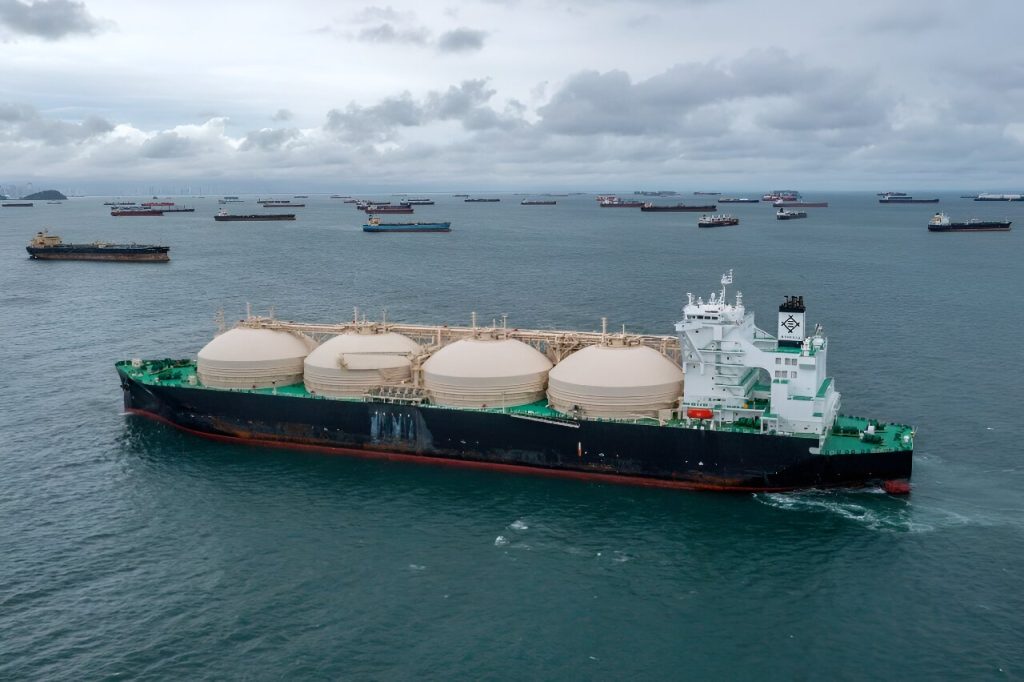 Drought-hit Panama Canal to restrict access for one year