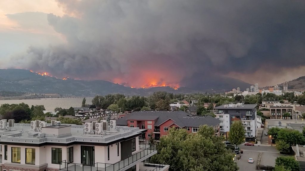 Canada: Hay River town evacuated due to wildfires