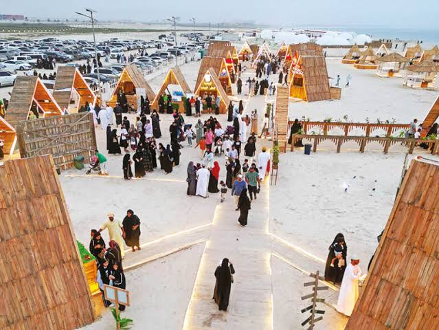 Osara made from recycled wood opens in Salalah
