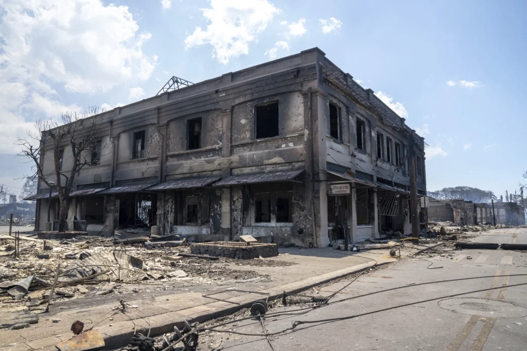 Survivors of Maui's wildfires return home to blackened ruins, death toll rises to 67