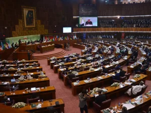 OIC strongly condemns repeated Quran desecration in Sweden, Denmark