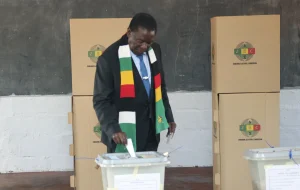 Zimbabwean President Emmerson Mnangagwa wins re-election