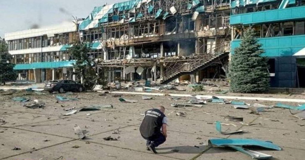 Russia hits Ukraine grain export route