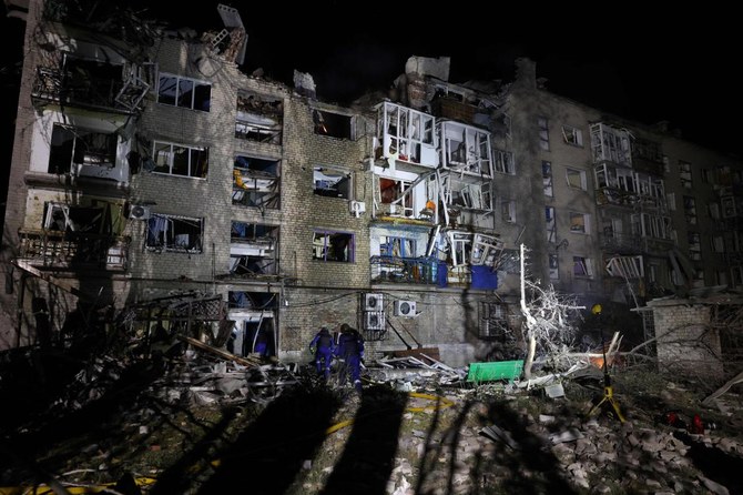 Russian strikes on east Ukraine residential building, 7 killed