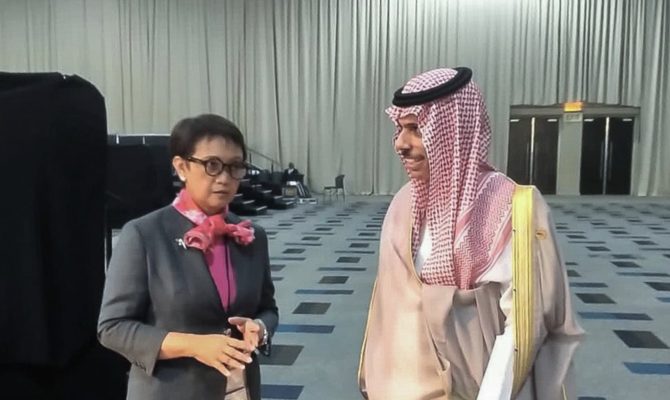 Saudi, Indonesian FMs meet at BRICS summit in Johannesburg