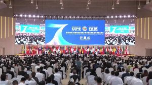 Chinese FM calls for closer cooperation between China and South Asia