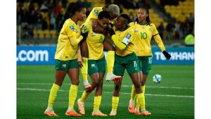 South Africa stun Italy to reach Women's World Cup last 16