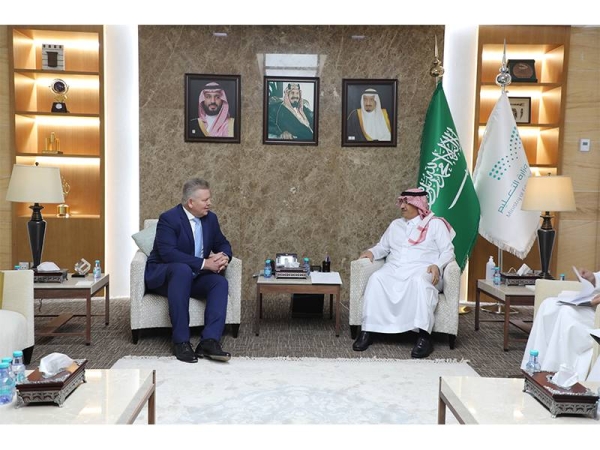 Riyadh, The Gulf Observer: Saudi Arabia’s Minister of Education Yousef Al-Benyan has met with Poland ambassador to the Kingdom to discuss ways to enhance cooperation in the education fields.