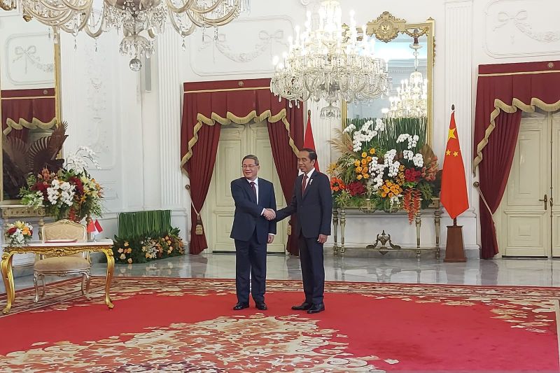 President Jokowi, Chinese PM hold bilateral meeting in Jakarta