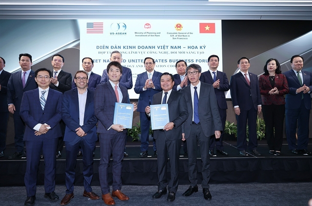 Vietnamese, US enterprises to take practical actions for strategic partnership: PM Chính