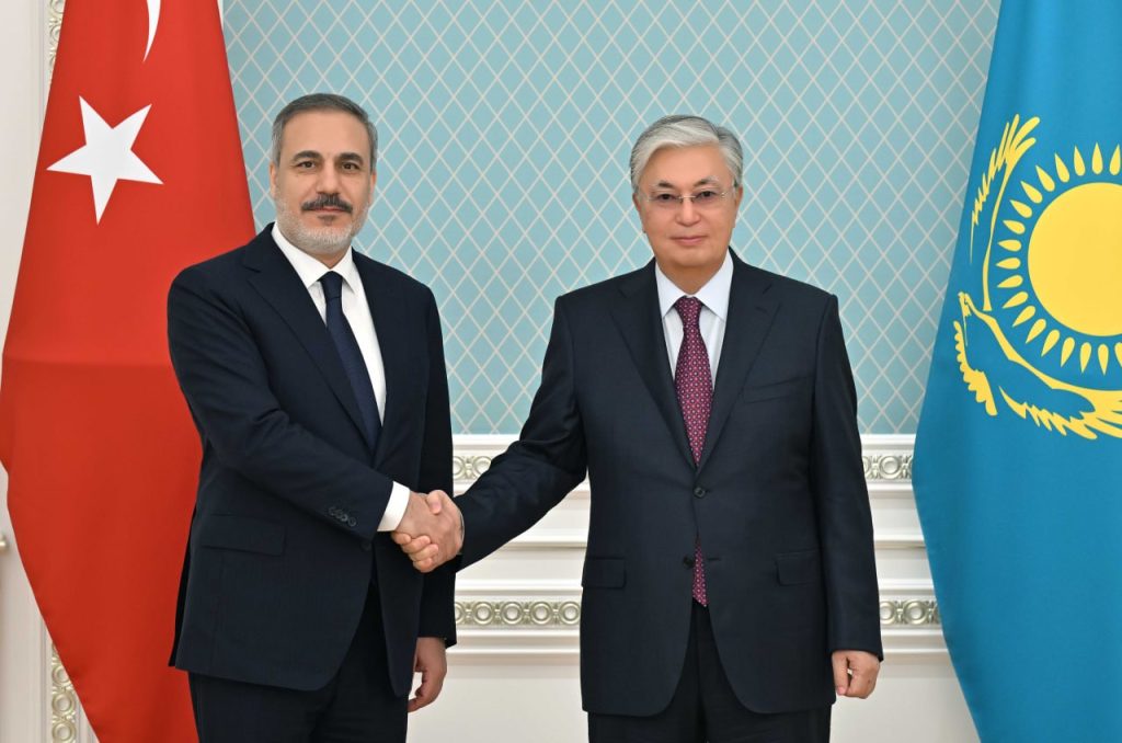 President Tokayev holds meeting with Turkish FM