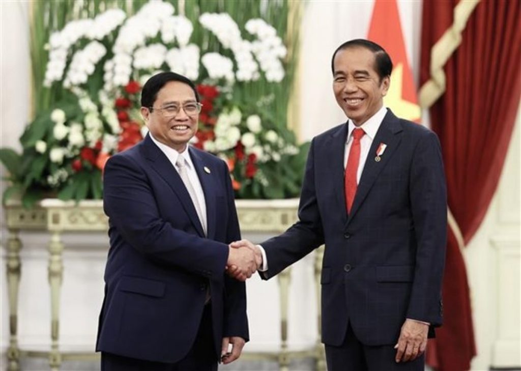 President Jokowi meets with Vietnamese PM in Jakarta