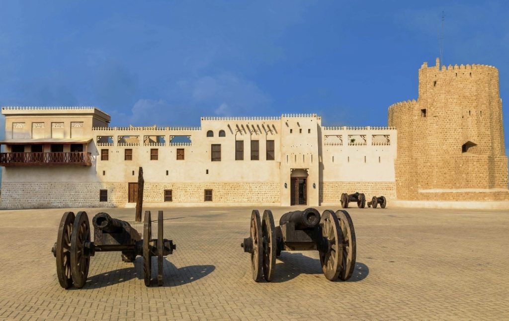 sharjah fort