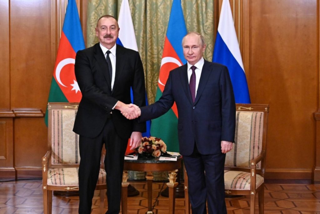 Ilham Aliyev, Putin hold phone talks