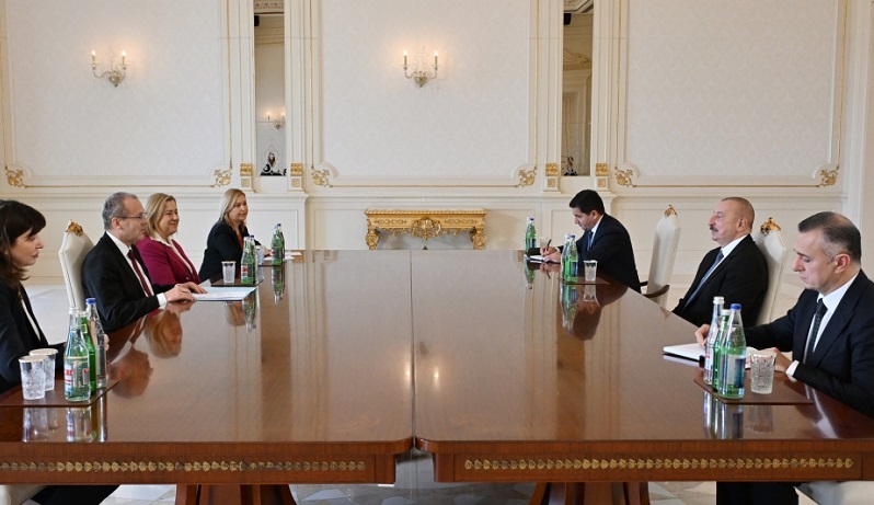 Ilham Aliyev receives WHO Regional Director for Europe