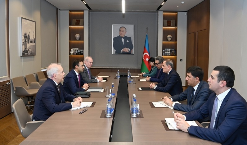 Azerbaijan, US discuss cooperation in transit, transport and energy fields