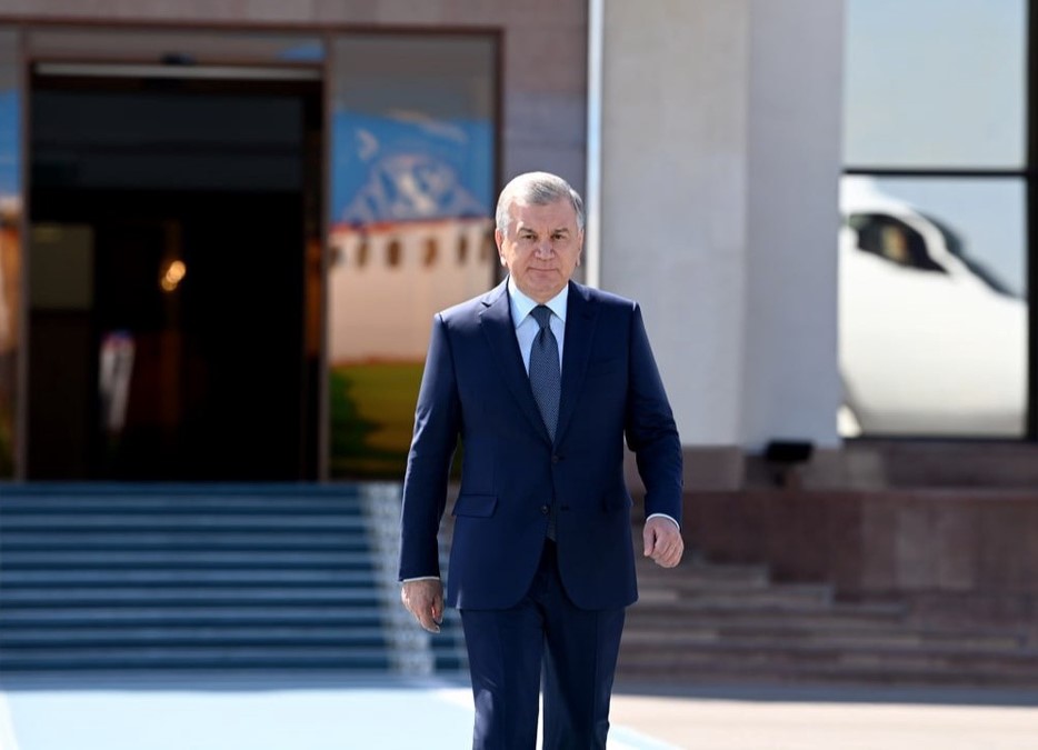 Shavkat Mirziyoyev leaves for Qatar